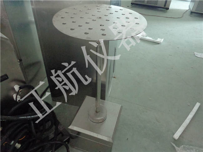 淋雨試驗箱直視圖